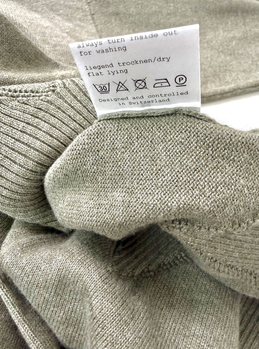 Pulls & Sweat-shirts: HANDMADE Baumwoll-Kaschmir Strickpullover in Gr.M – Neuf (Voir description) à Basel par A-Z-B 4