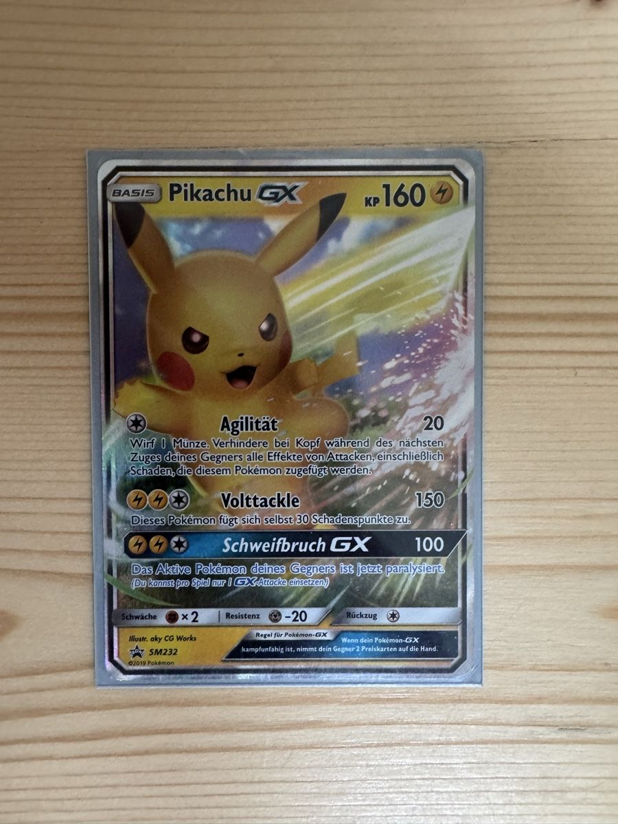 Pokémon Sammelbilder & Trading cards: Pikachu GX Pokémon Karte – Gebraucht aus Zürich von anemonetty