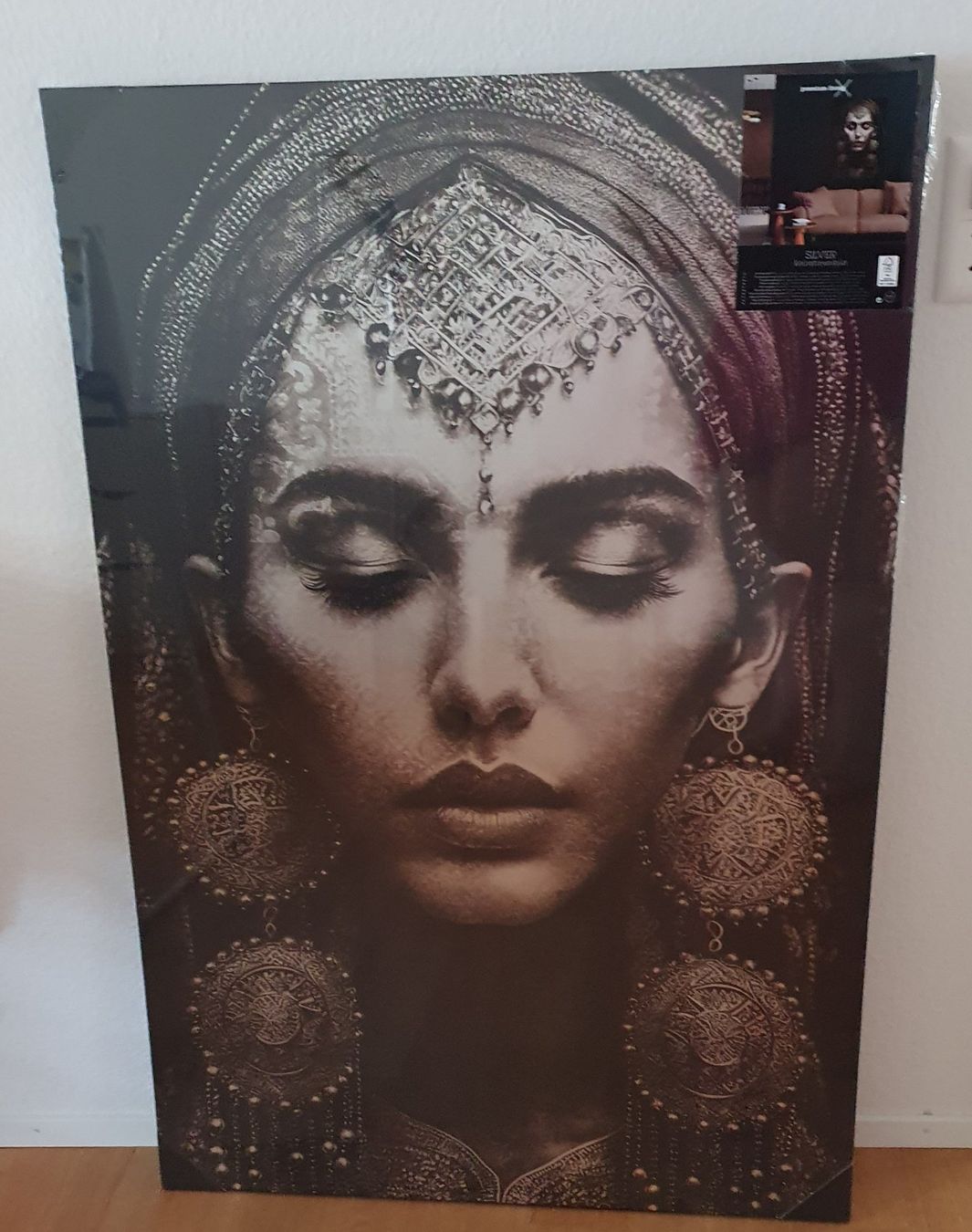Poster & Bilder: Keilrahmenbild Silver Neu – Neu und originalverpackt aus Münsingen von SchweizBE