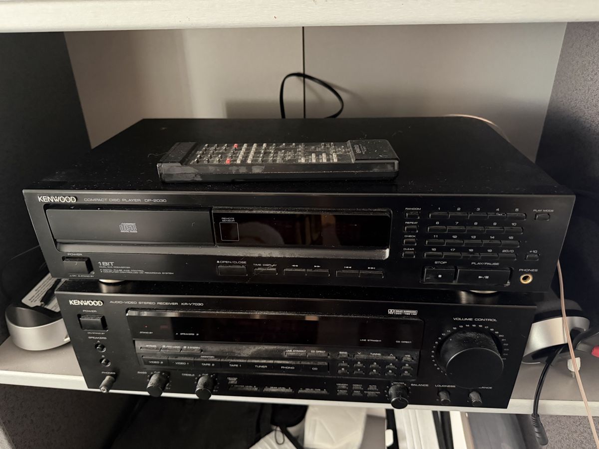 Kenwood Récepteurs: Kenwood Receiver/CD Player – D'occasion à Rothrist par sheila2000