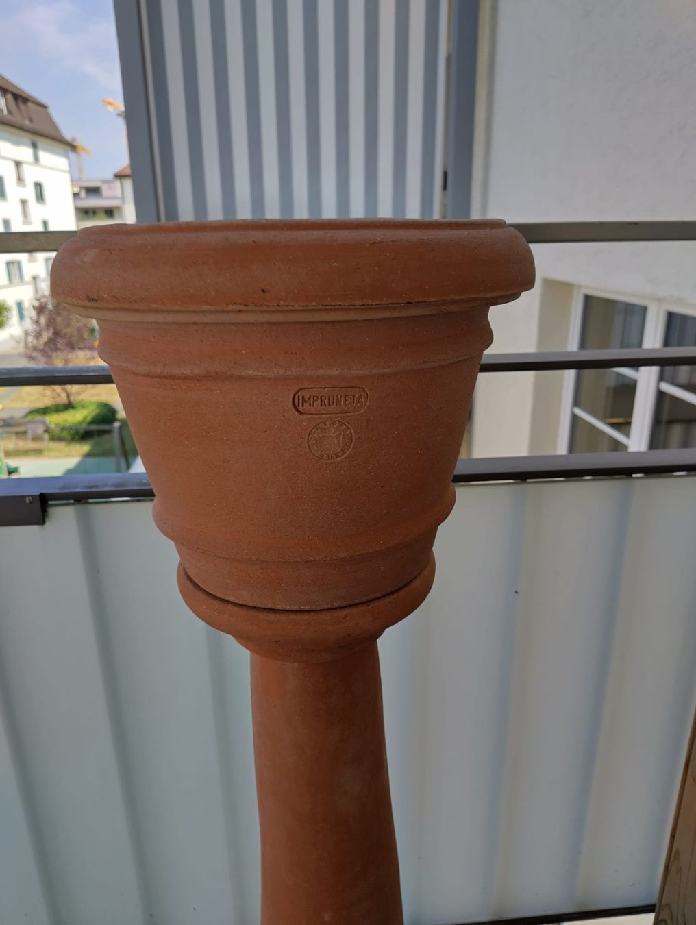 Vasi per fiori: Impruneta Pflanzentopf – Usato da Küsnacht ZH venduto da Hans.45 1