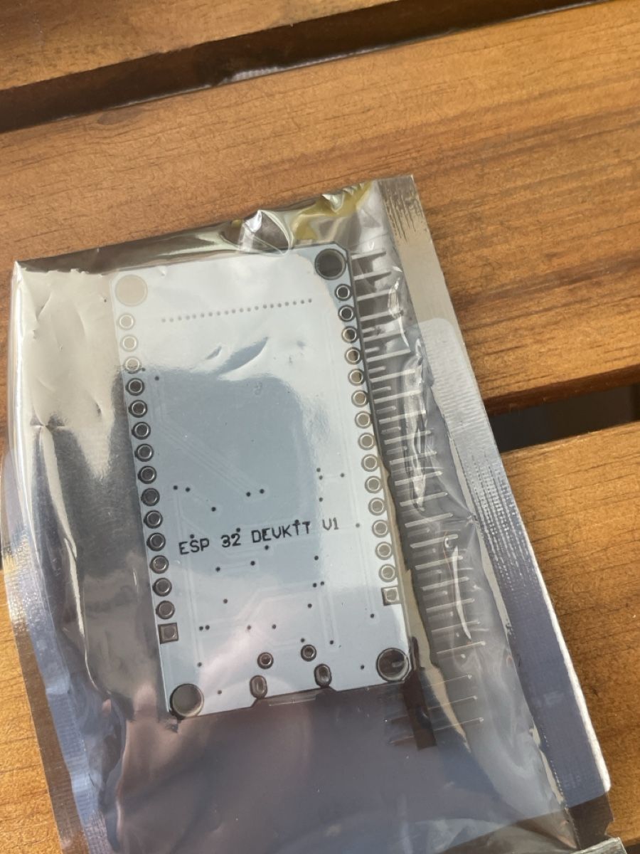 Composants électroniques: ESP32 Entwicklung Board WiFi Bluetooth neu unbenutzt – Neuf (Voir description) à Galgenen par Ra22 1