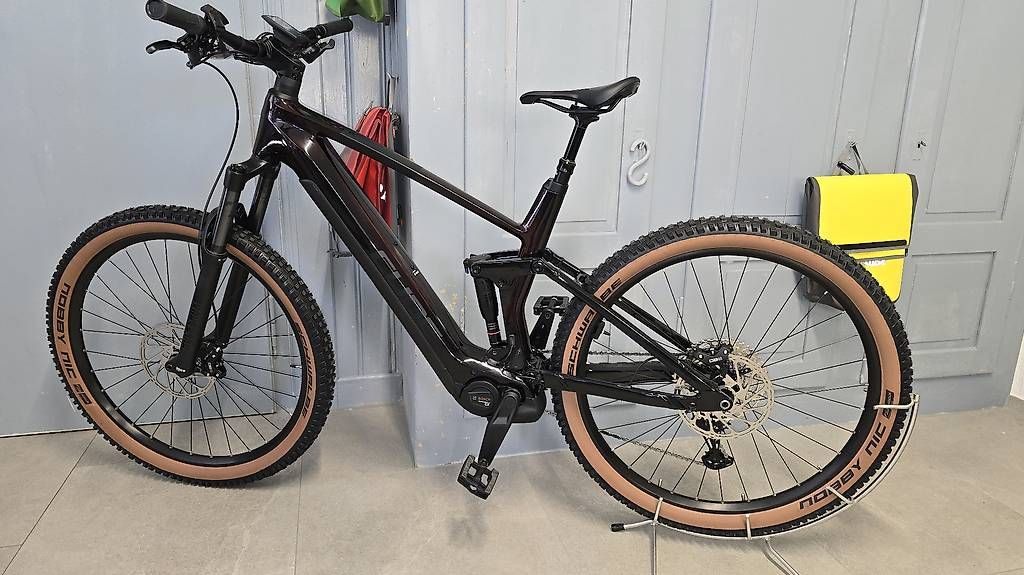 Vélos: E-Bike Neu Cube Carbon 750wh  – D'occasion à Bronschhofen par Timi.g 8