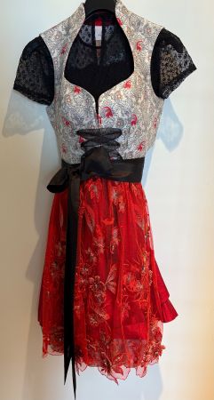 Designer Dirndl,  Grösse 36