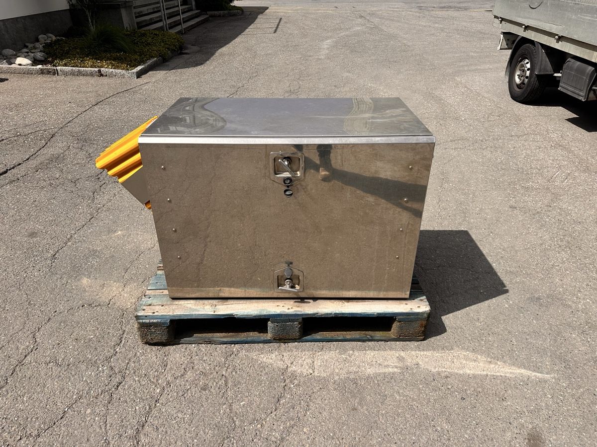 Casse di trasporto: Alubox,Werkzeugkisten – Usato da lyssach venduto da brax2019