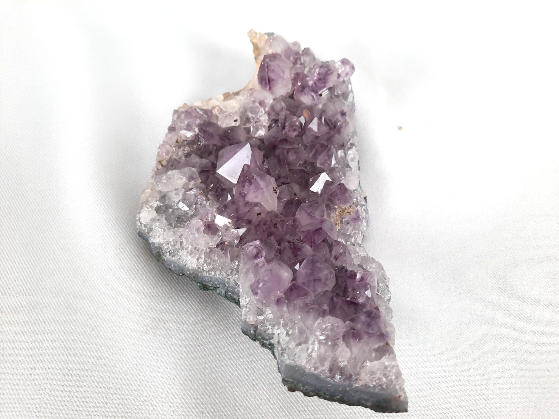 Minéraux & Lithothérapie: Amethyst Stück, ca 180 x 100 mm – D'occasion à Beinwil am See par Restwert_Beinwil 3