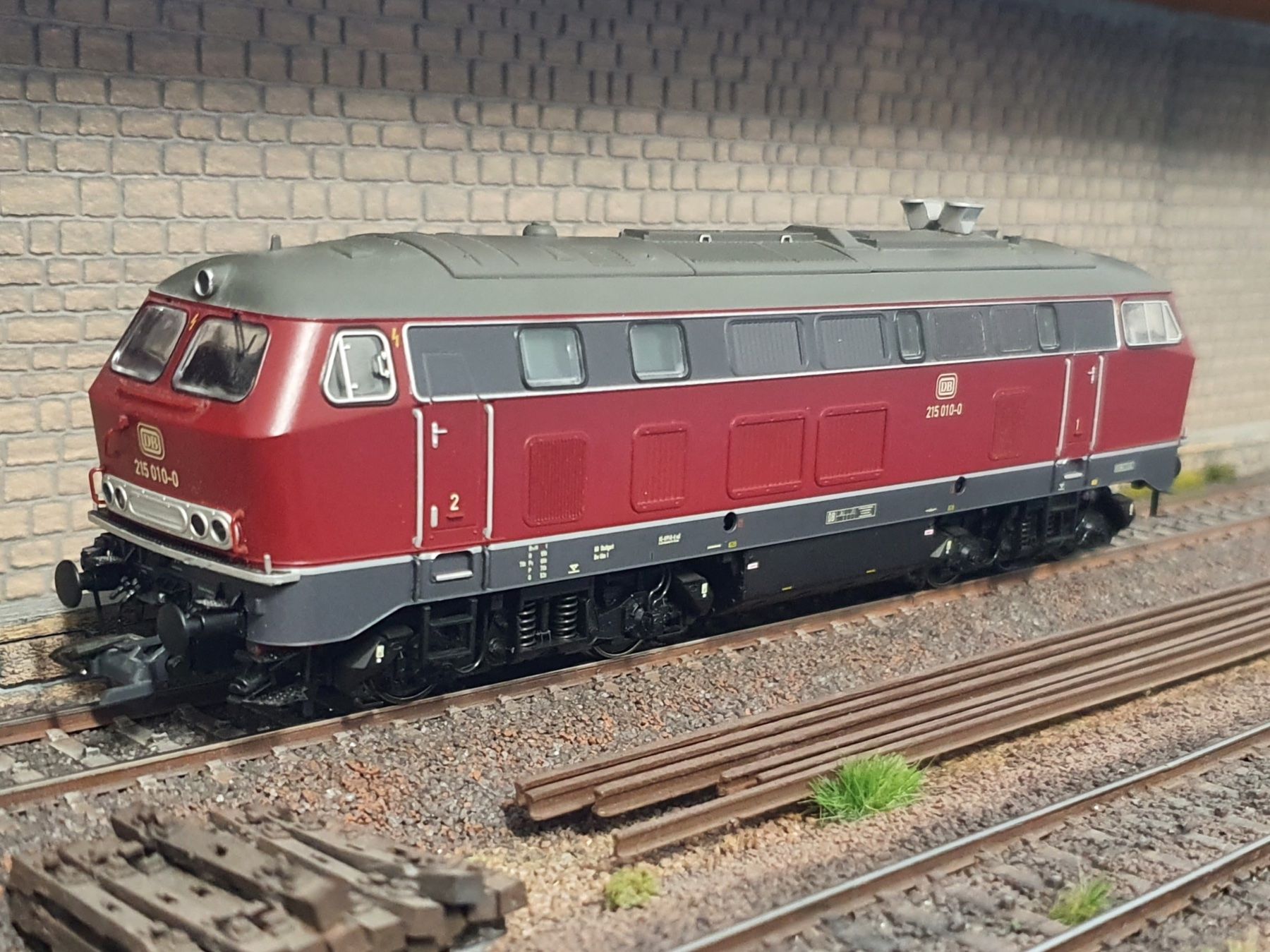 Esu Modelleisenbahnen: BR 215, DB, ESU 31020, DC – Gebraucht aus Loveresse von FIFILOULOU 2