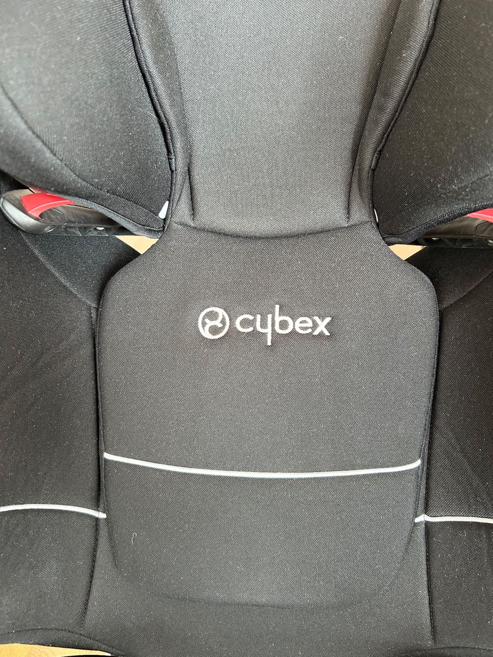 Cybex Seggiolini per auto: Cybex Kindersitz schwarz – Usato da Sempach venduto da appeldes 2