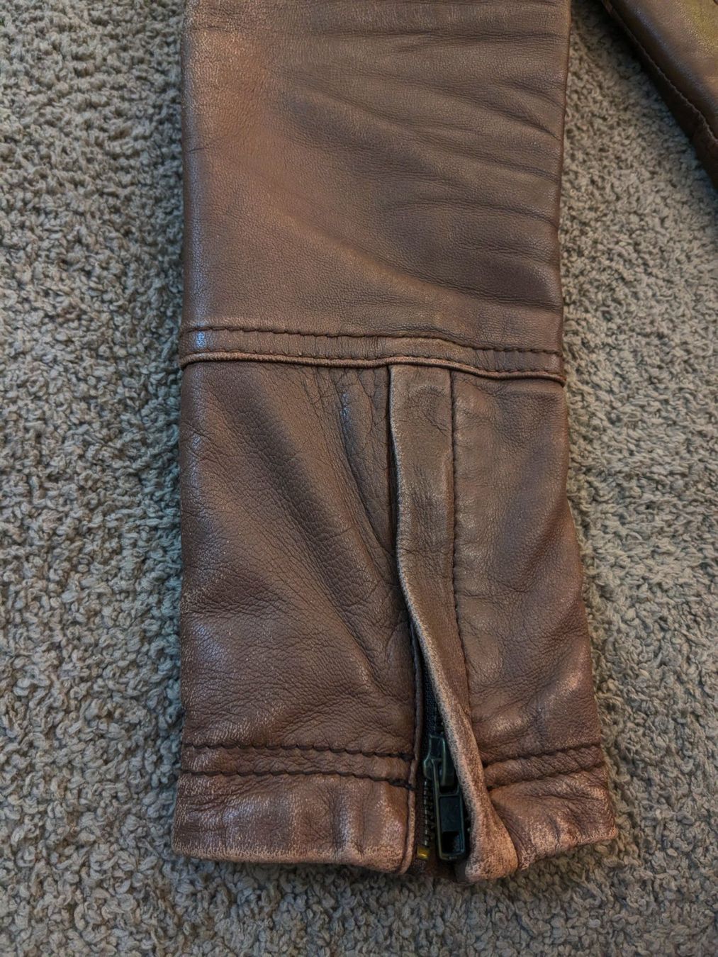 Giacche: Pull&Bear brown leather fitted jacket, size M unique vintage – Usato da Zürich venduto da Iris__ 7