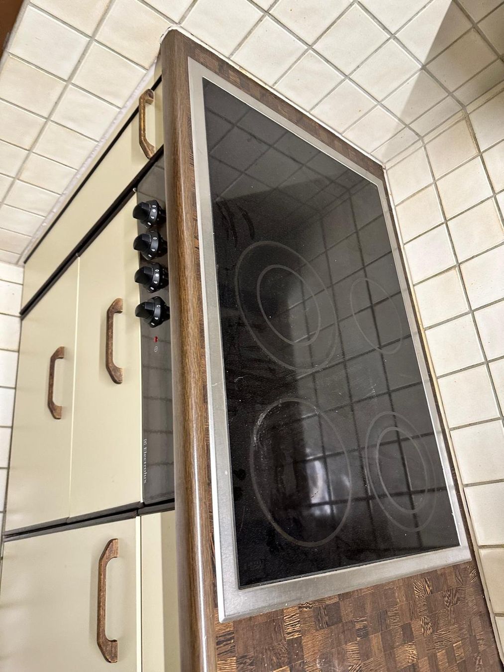 Electrolux Cucine: Glaskeramik Kochfeld Electrolux – Usato da Spreitenbach venduto da Space_X 1