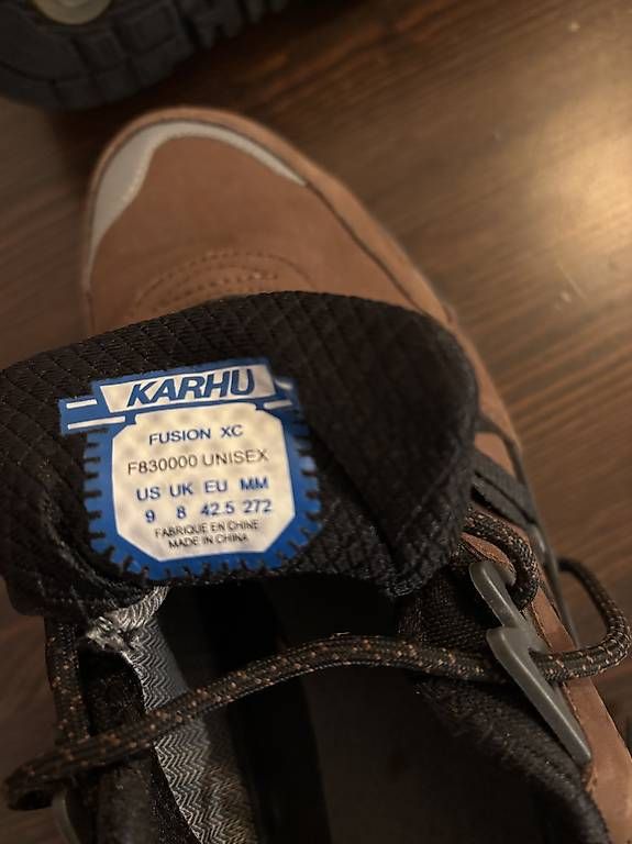 Scarpe da uomo: Karhu Fusion XC gr: 42.5 – Usato da Basel venduto da ant_pss2 4
