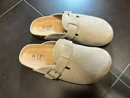 Pantolette beige 40