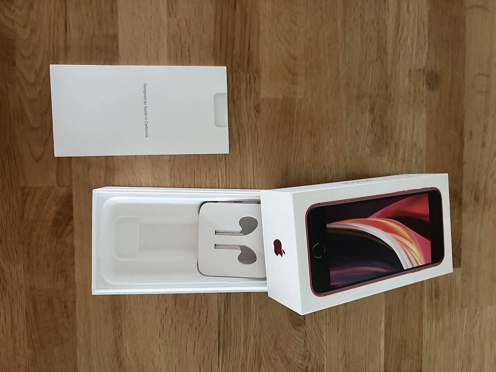 Portables: Apple Verpackungen – D'occasion à Therwil par OdvalaV2 2