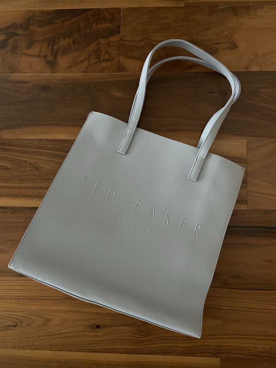 Ted Baker Sacs femmes: Ted Baker Tasche – D'occasion à Wettswil par coalva980001