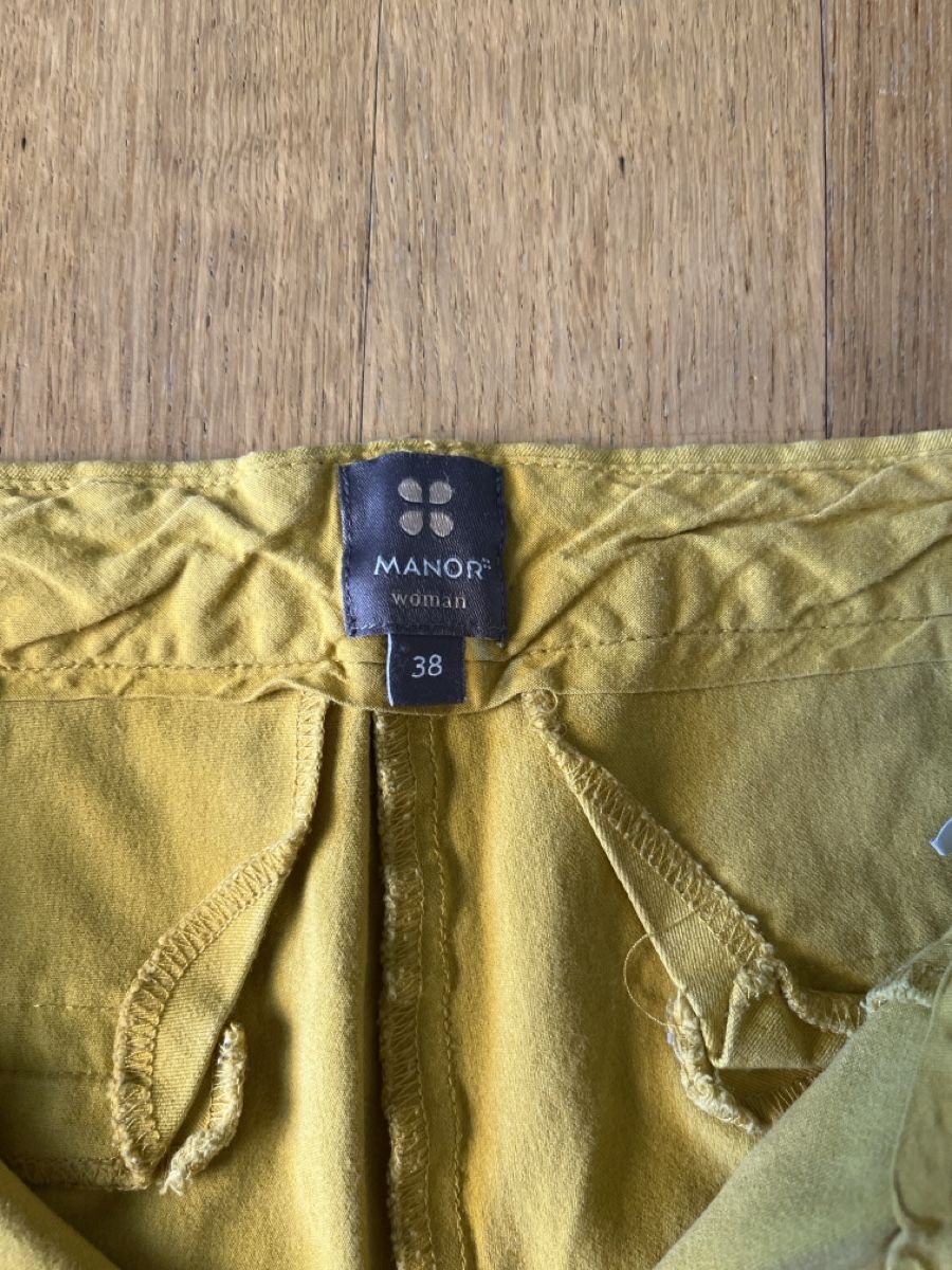 Manor Pantalons: Hose Senfgelb, 38, Manor  – D'occasion à Solothurn par Bobesch08 2