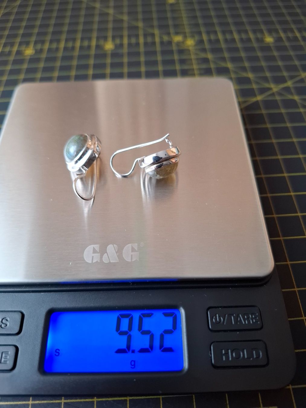 Boucles d'oreille: Ohrhänger mit Labradorit- Steinen S 925 – D'occasion à Zwieselberg par Halifaxmendusli 1