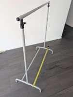Höhenverstellbarer Kleiderständer Metall, klappbar – grau