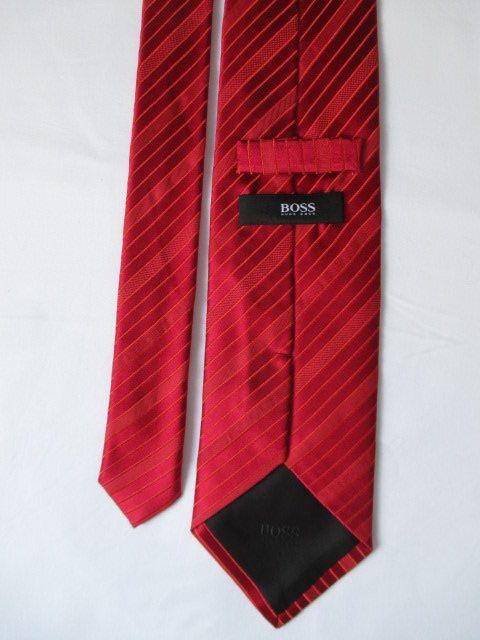 Hugo Boss Cravatte: Hugo Boss / Krawatte aus Seide – Usato da Wetzikon ZH venduto da freeze66north 2