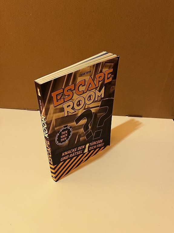 Libri: Ivan Tapia- Escape Room, Rätselbuch – Nuovo e nell'imballaggio originale da Zürich venduto da Pingu55555 1