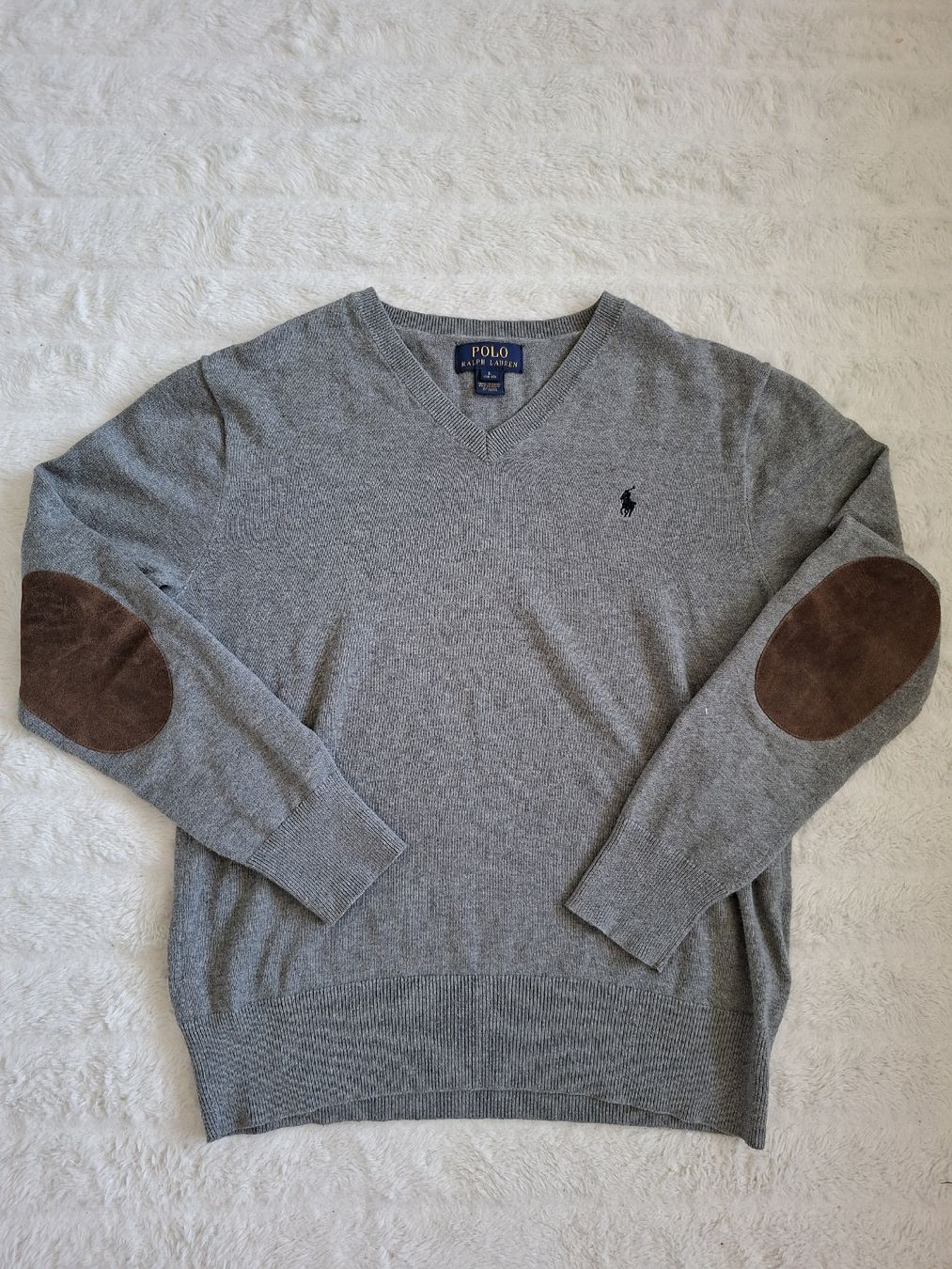 Ralph Lauren Maglioni & Felpe: Pull V Gris Polo Ralph Lauren Avec Écussons Taille xs – Usato da Renens VD venduto da ser_j2fn