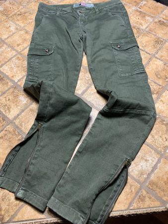 Pantaloni cargo Donna di Zara, verde.tg S-M-per primavera👌