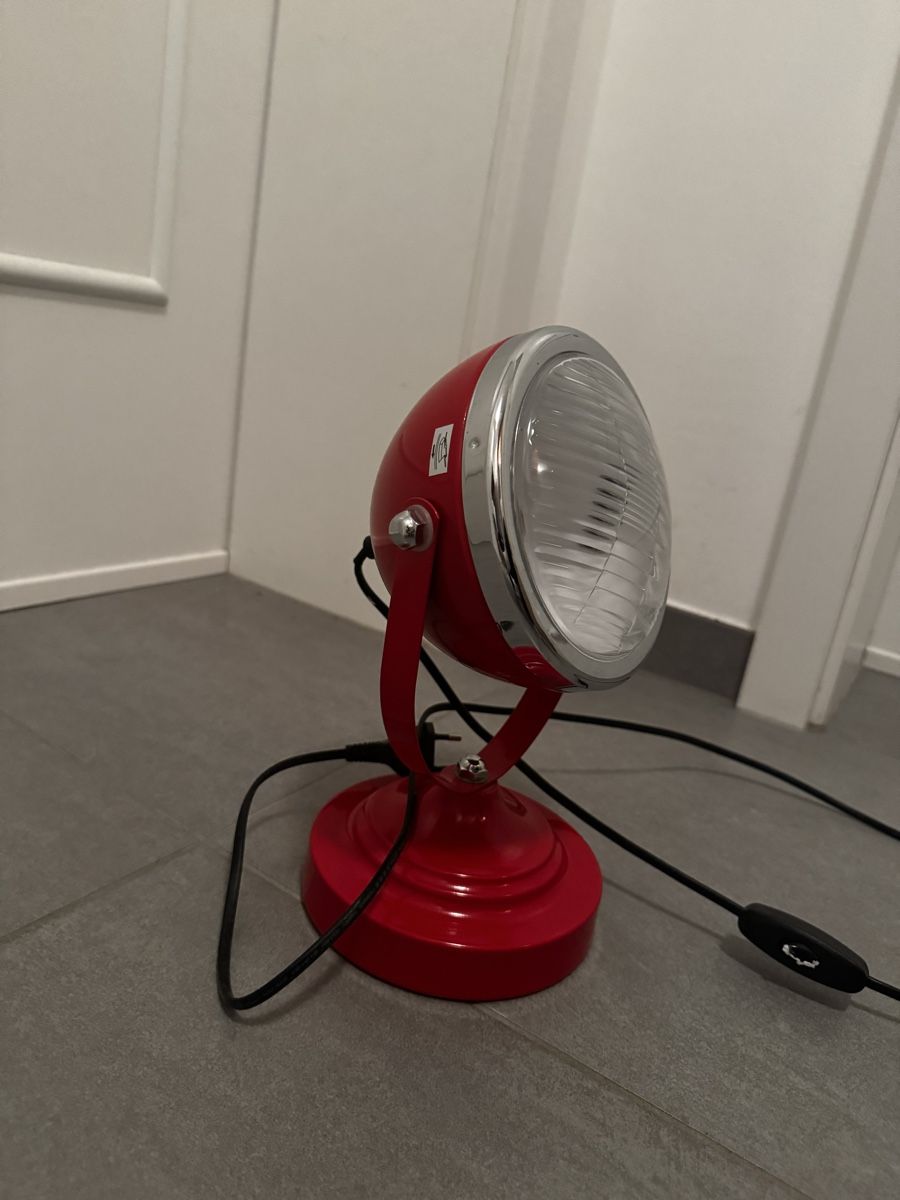 Lampade: Lampe de chevet rouge style projecteur – Nuovo (secondo la descrizione) da Rue venduto da dia_p7xh 1