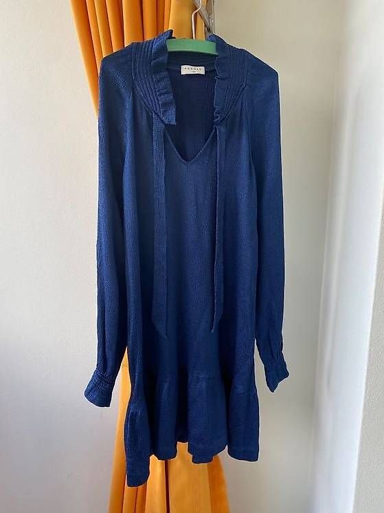 Kleider: Sandro Dress – Gebraucht aus Herrliberg von HaC406