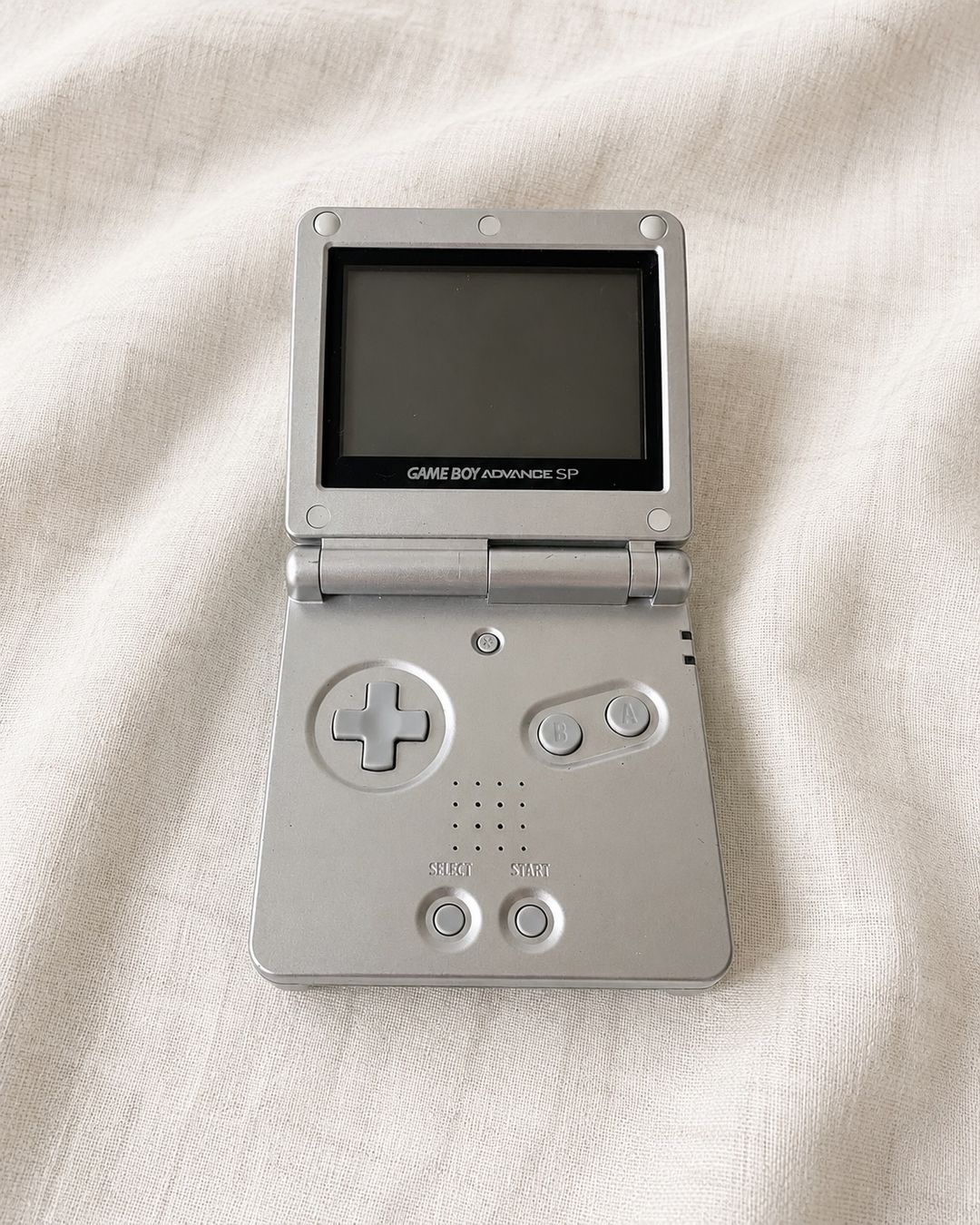 Nintendo Konsolen: GameBoy Advance SP with charger – Gebraucht aus Lausanne von Colinwidmer 2