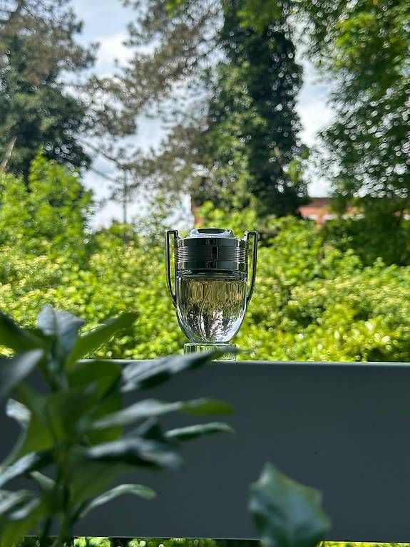 Profumi & Eau de Toilette: Paco Rabanne Invictus EdT 50ml – Usato da Suhr venduto da a_tec 1