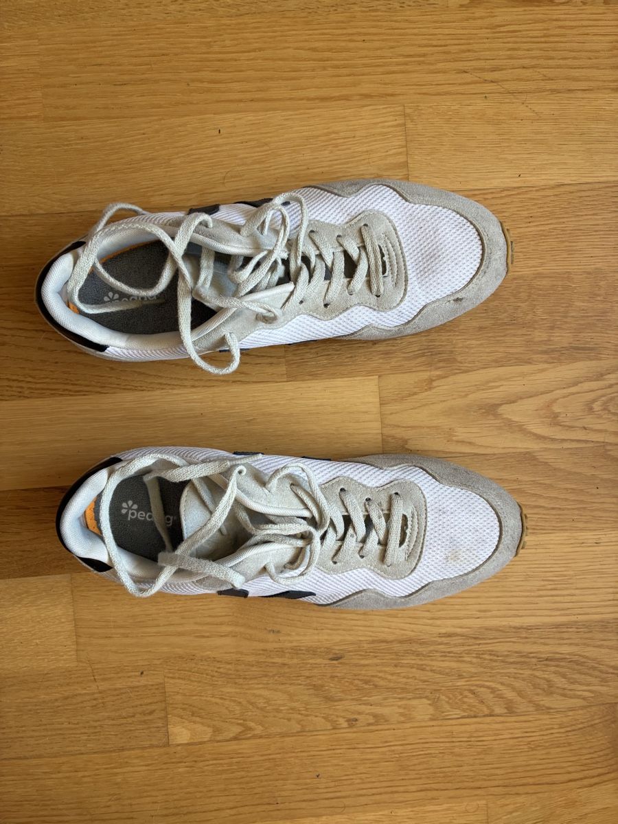 Veja Herrenschuhe: Veja Sneakers Herren Grösse 46 weiss/grau – Gebraucht aus Zürich von Malagant 2