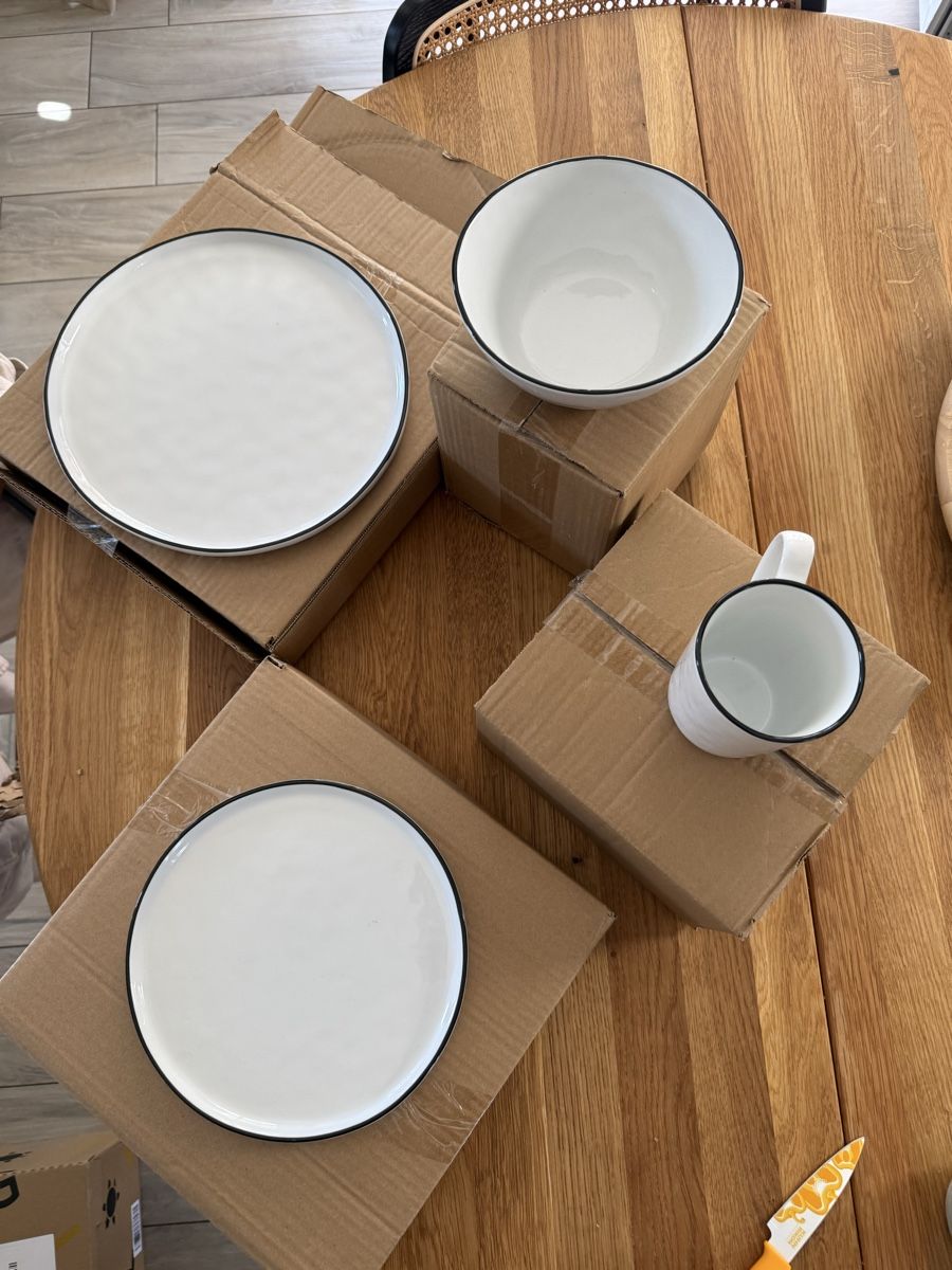Set di piatti: 16-teiliges Geschirrset Björn Pure – Nuovo e nell'imballaggio originale da Zürich venduto da til_2tz2