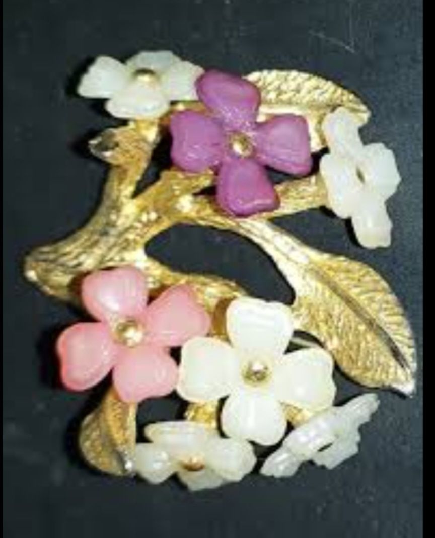 Spille & Fermagli: Broche rare Schiaparelli  1937 – Usato da Vernier venduto da Sop_8yf7 1