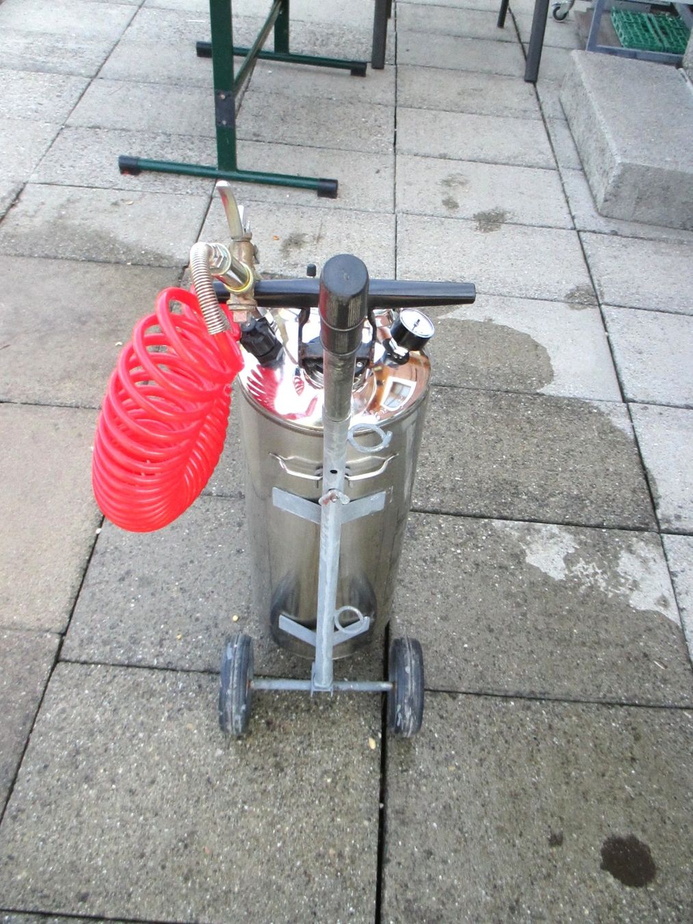 Tecnologia medica: Birchmeier Druckspeicher Spray-Matic 10 S – Usato da zürich venduto da Haluk1 5