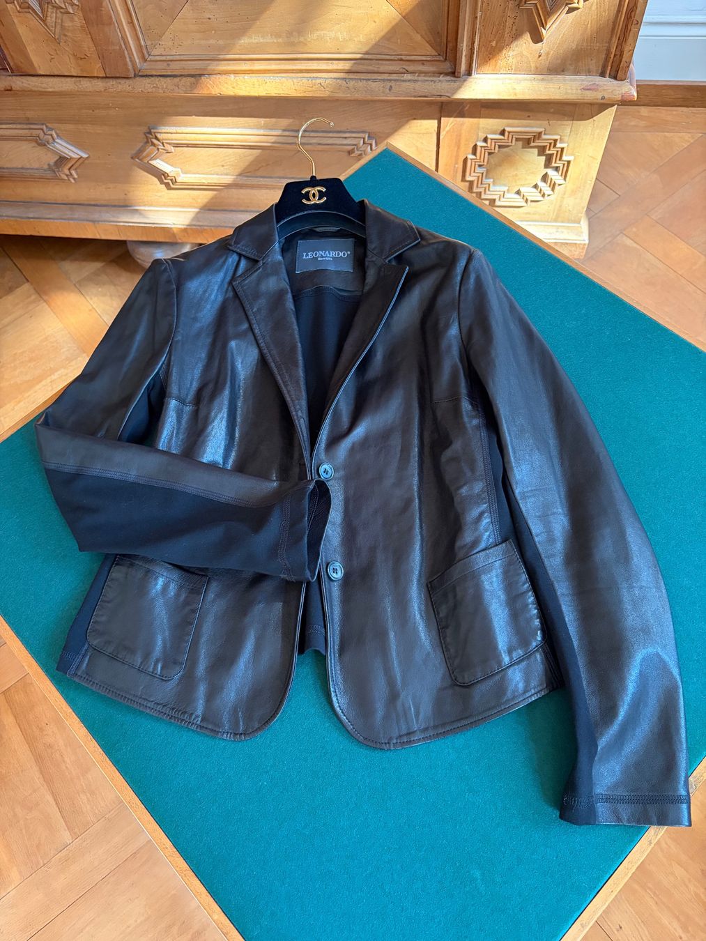 Giacche: LEONARDO Jacke  100 % Leder + Stretchmaterial, Größe M – Usato da Interlaken venduto da Bona55 7