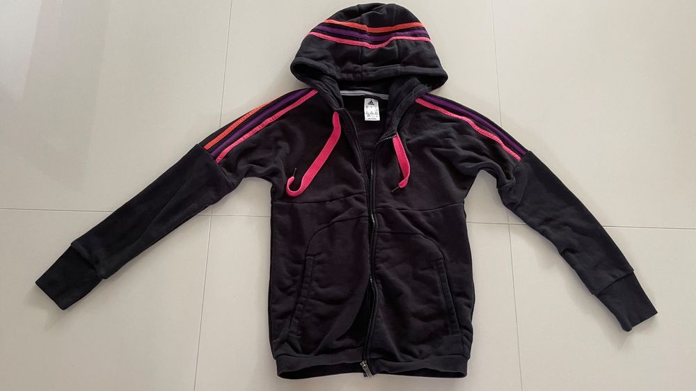 Adidas Giacche: Damenkapuzenjacke – Usato da Rheineck venduto da pssesolnet
