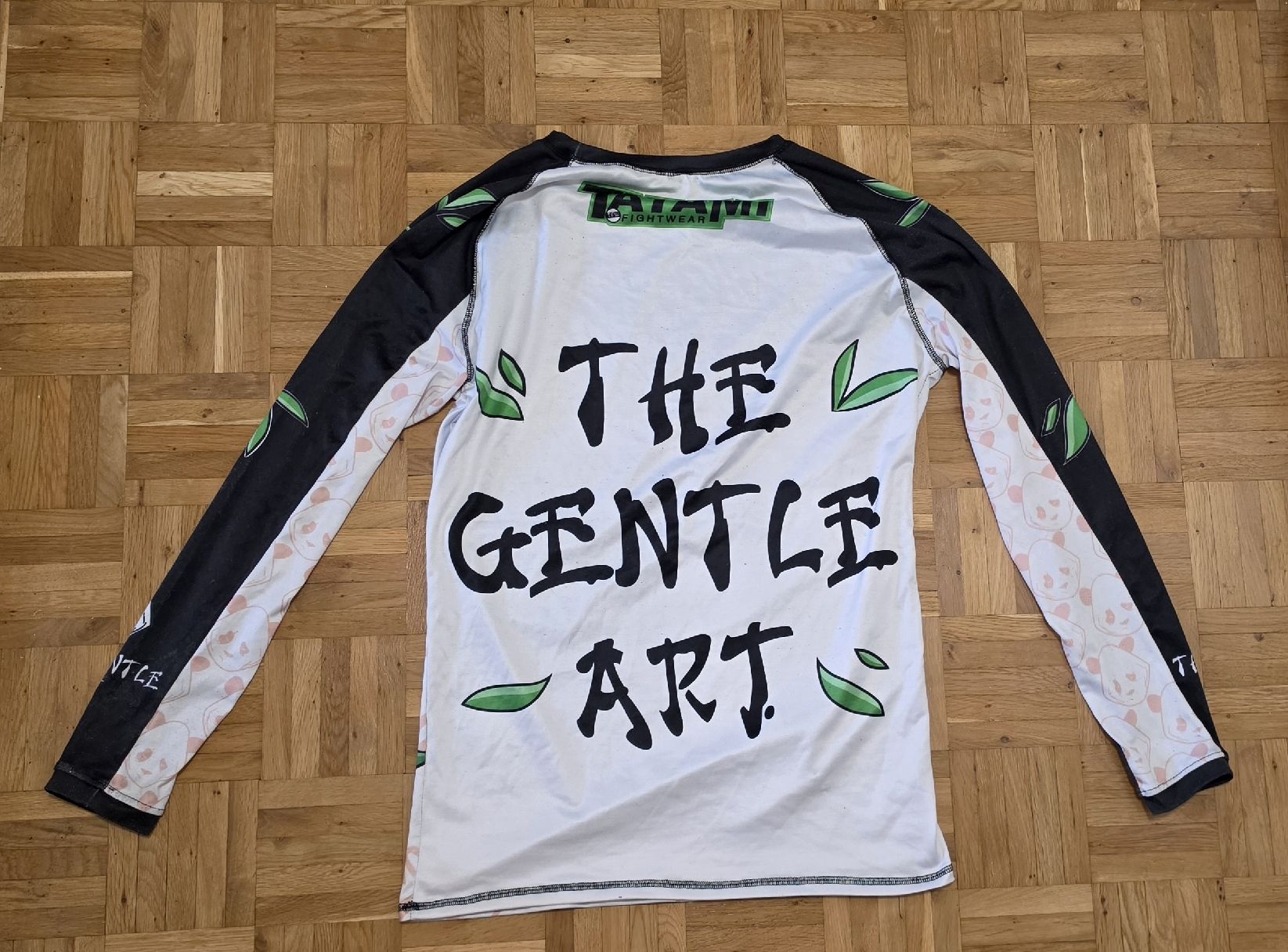 T-Shirts: rashguard tatami 2xl – Gebraucht aus Lausanne von Ari-92 1