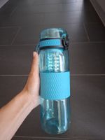 Wasserflasche mit Fruchtbehälter blau neuwertig