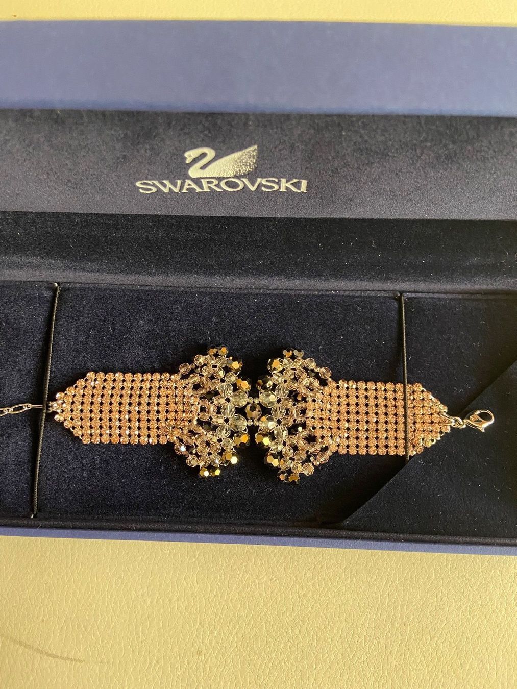 Bracciali & Braccialetti: Bracelet Swarovski, souple. – Nuovo e nell'imballaggio originale da Plan les Ouates venduto da didi911 1