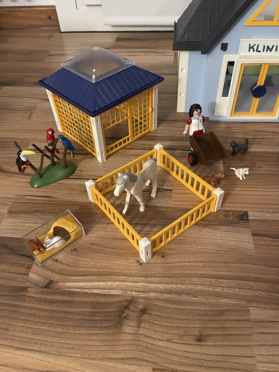 Playmobil Giocattoli: Tierklinik – Usato da Obfelden venduto da Moliva 1