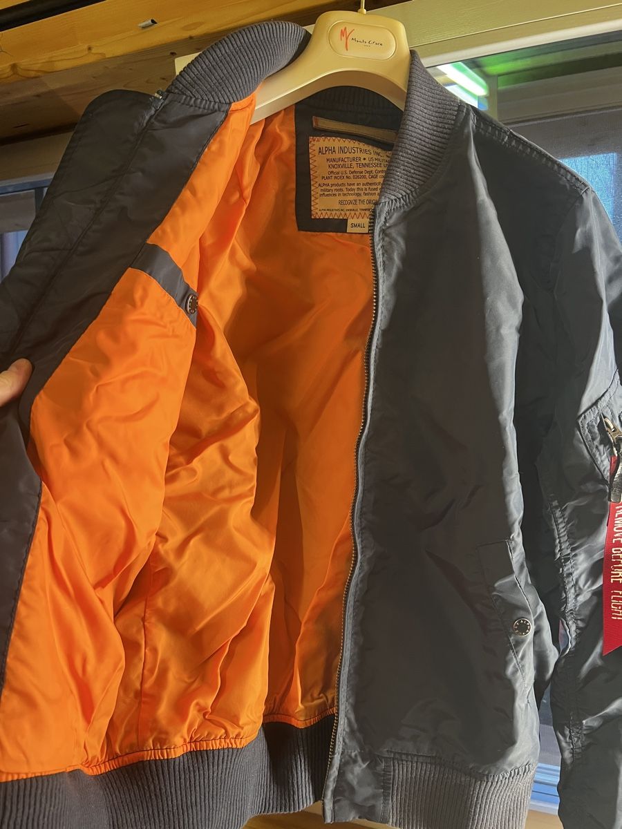 Alpha Industries Jacken: Alpha Industries Bomberjacke - rep blue – Gebraucht aus flawil von KauzigerBergeremit 4