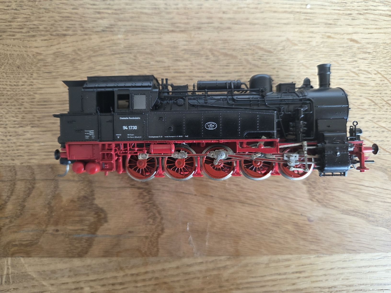Fleischmann Modellini di ferrovie: Fleischmann 4094 DB Dampflokomotive BR94 – Usato da Berikon venduto da TopLok1 2