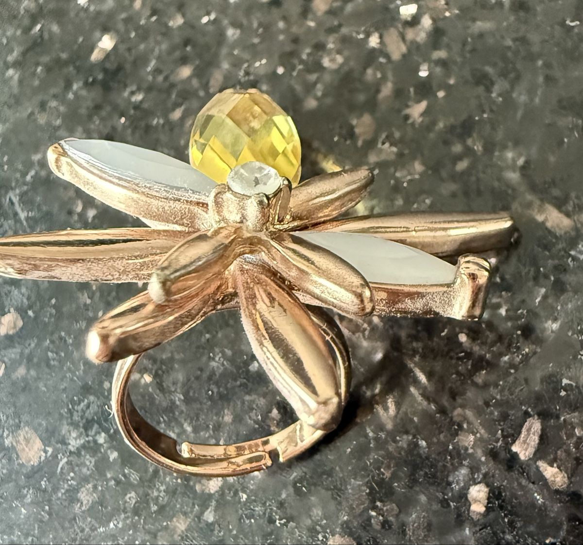 Anelli: Statement Ring mit Blumen Design, ideal für den Sommer! – Nuovo (secondo la descrizione) da Lyss venduto da Sibella56 2
