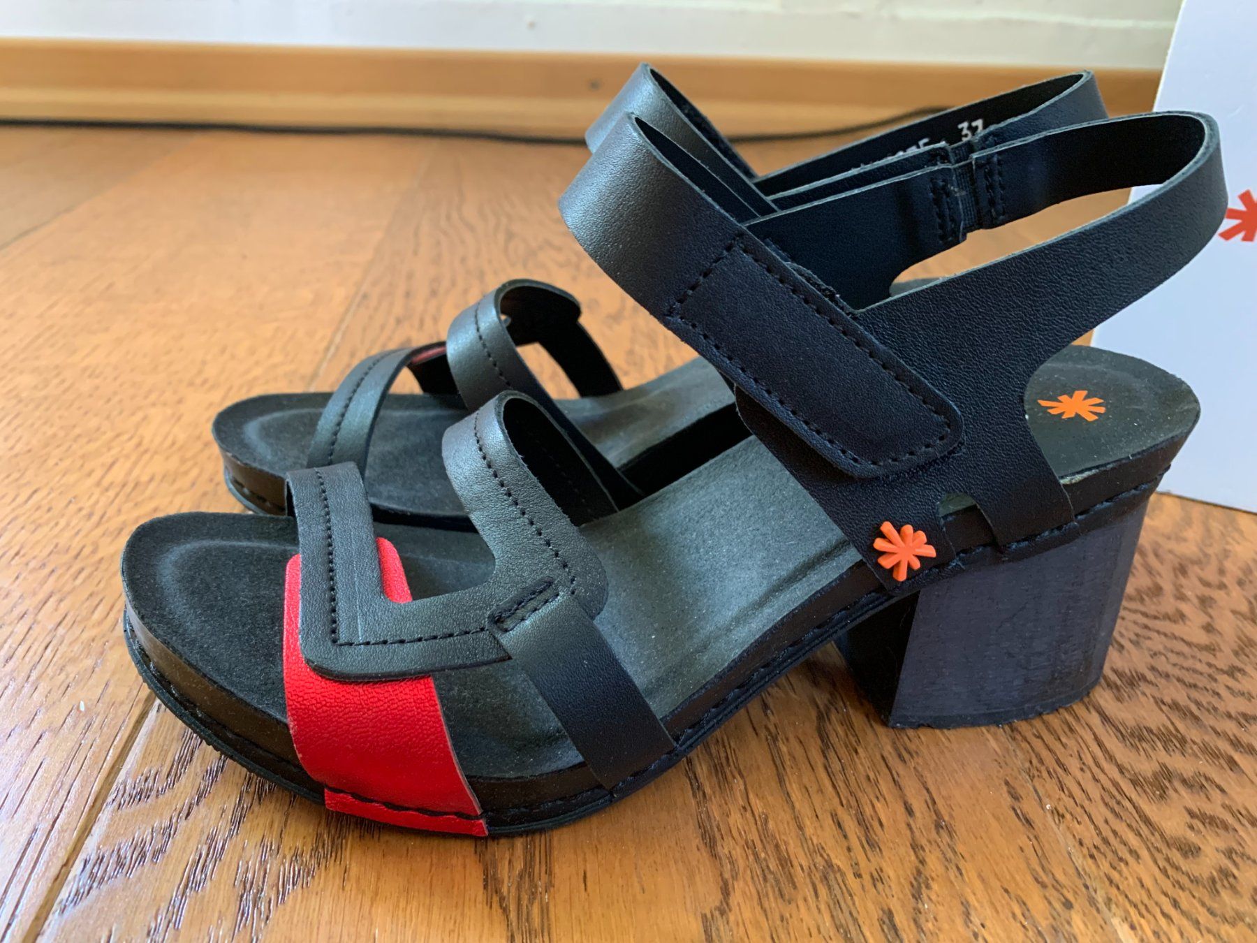 Art Scarpe da donna: Art I Wish 1875 black red Gr.37 – Nuovo (secondo la descrizione) da Zürich venduto da finsti 2