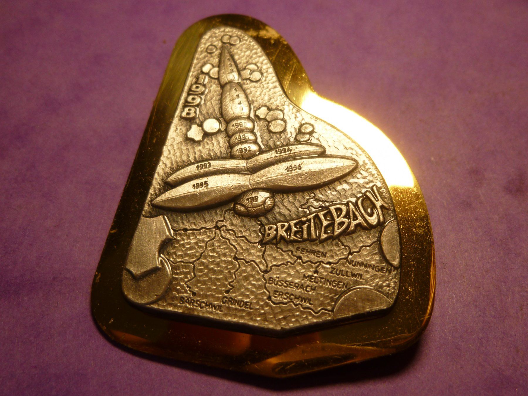 Placchette & Badge: BREITEBACH  1998 GOLD – Usato da Ried (Muotathal) venduto da Mandarin02