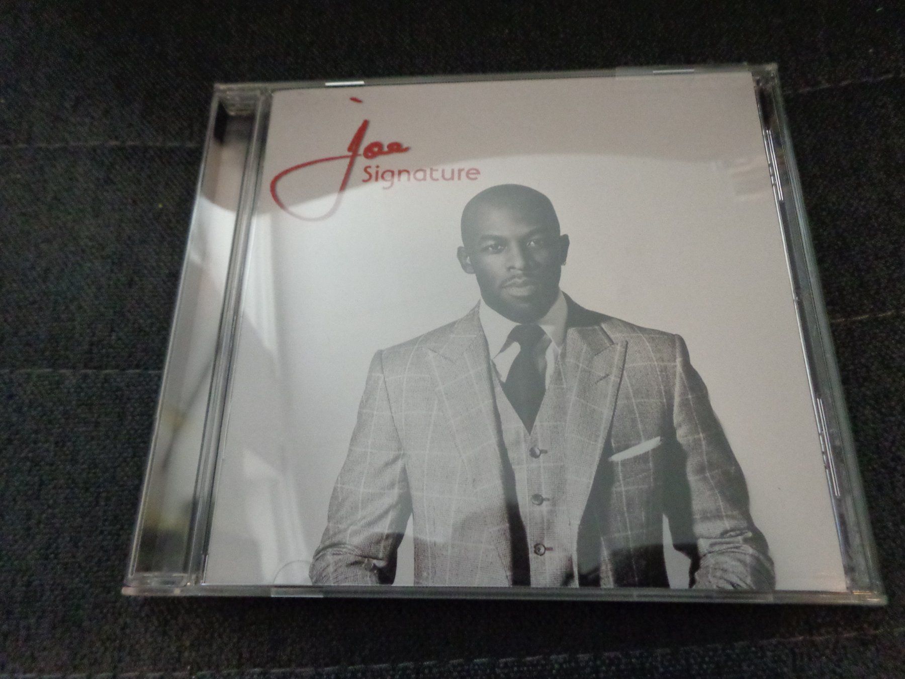 CD: Joe - Signature CD – Usato da Olten venduto da Disc-Ausverkauf