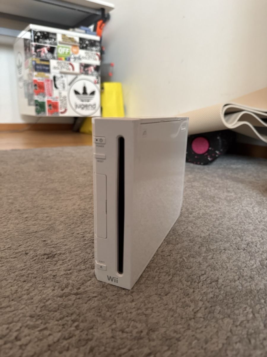 Nintendo Console: Nintendo Wii + 7 Spiele – Usato da Derendingen venduto da cab_ng7v