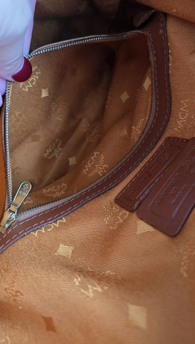 Mcm Taschen für Damen: MCM Beuteltasche Medium Cognac Canvas – Gebraucht aus Niederteufen von Mira_72 6