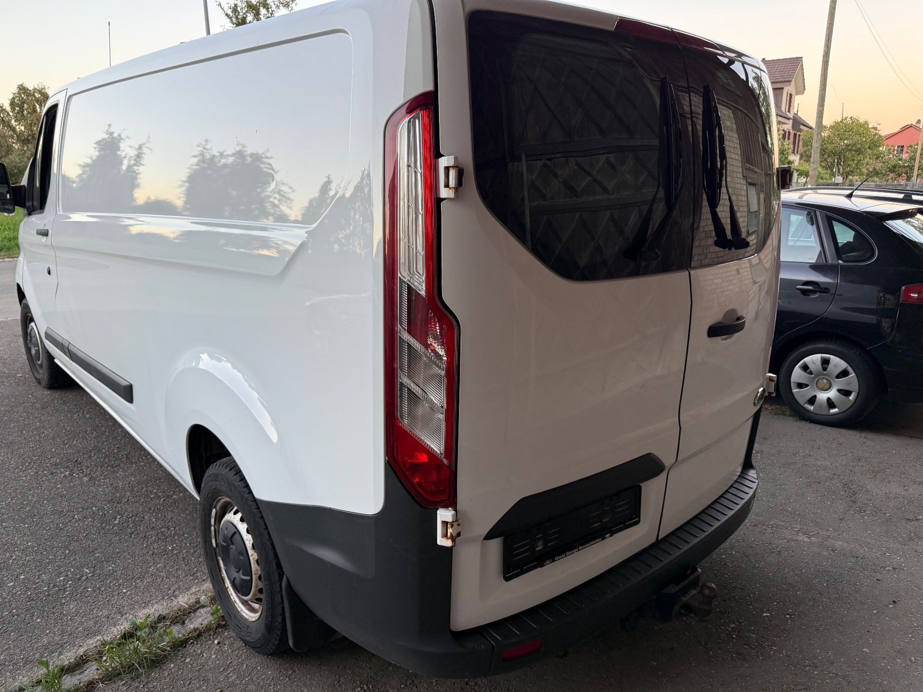 Ford Veicoli commerciali: Ford Transit Custom 2.2 Diesel lange Version – Usato da Egnach venduto da Nati97 2