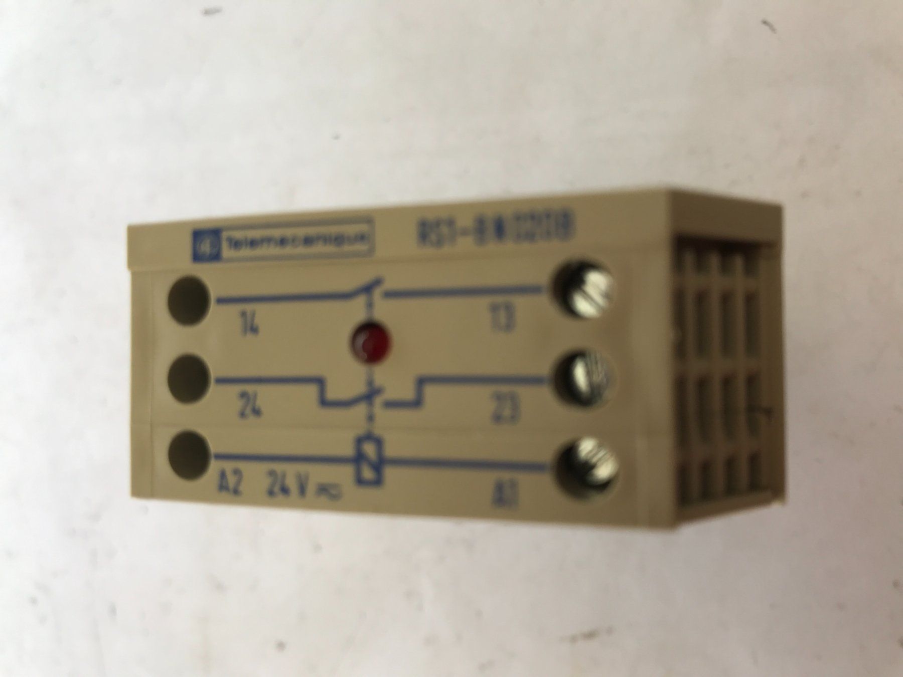 Composants électroniques: Interface Modul "Telemecanique" – Neuf avec emballage d'origine à Küblis par hypofacto 2