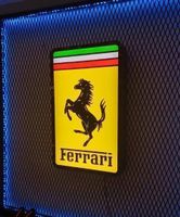 Ferrari Logo rechteckige Wandleuchte | Dekoration für Garage